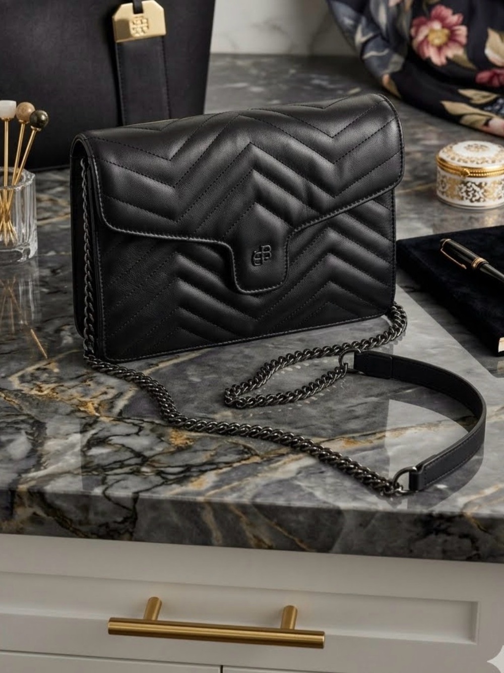 Black Quilted Crossbody Bag with Chain Strap - Unbranded
